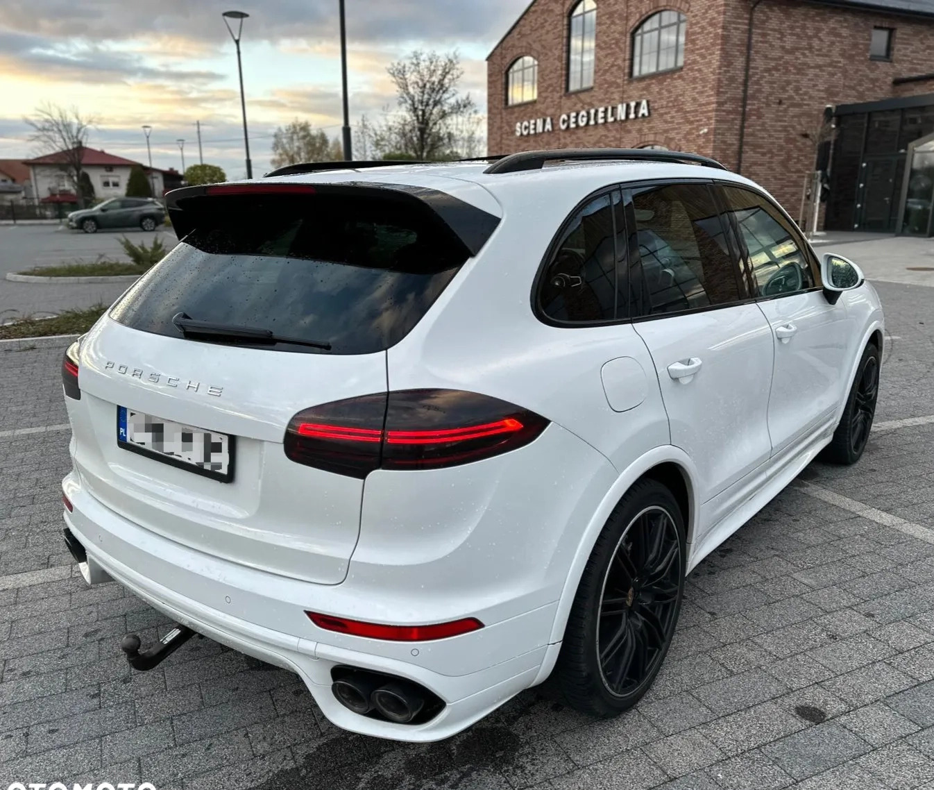 Porsche Cayenne cena 189000 przebieg: 269400, rok produkcji 2015 z Ostróda małe 121